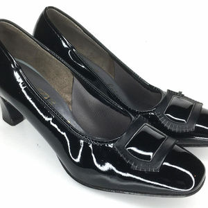 Florsheim Woman's Shoes Classic Pump Heels Size 6B